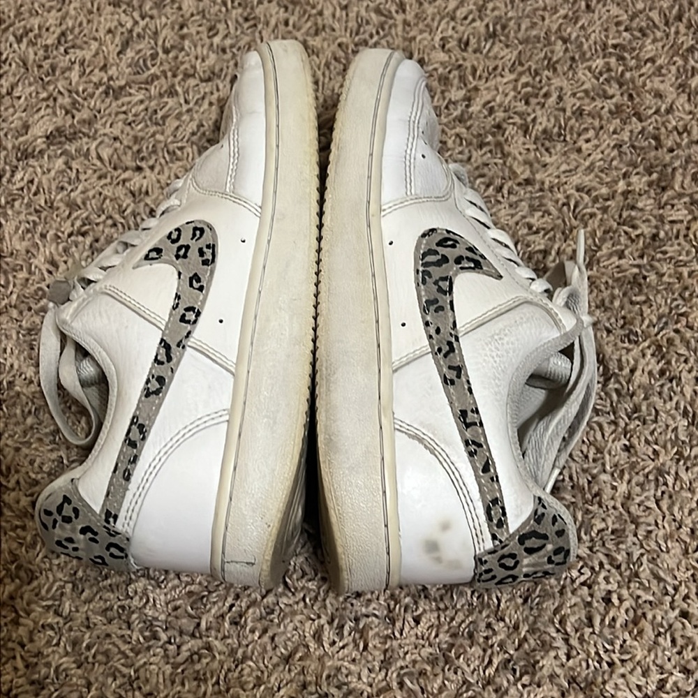 Nike Court Vision Low Sneakers White Desert Sand Leopard Print- Size 7.5 - Picture 7 of 8